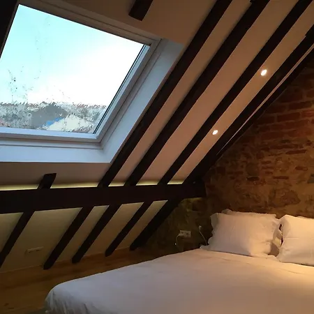 Mouraria Attic Apartman *